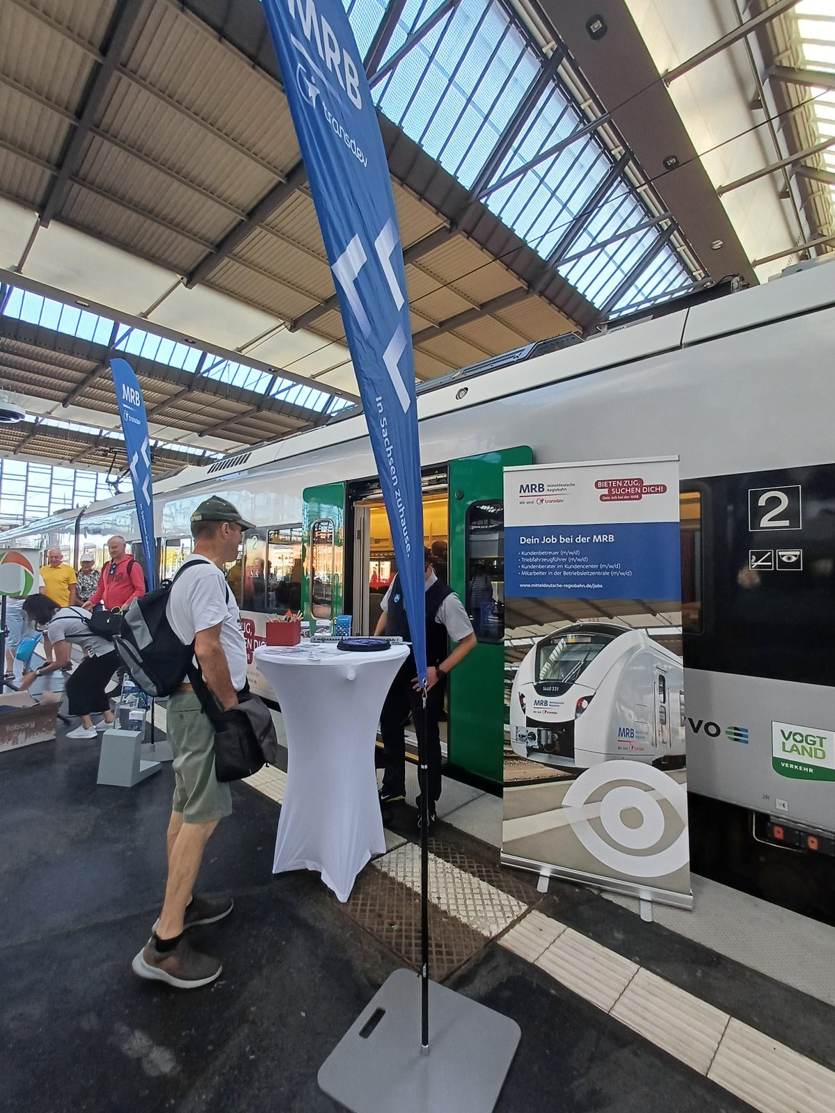 Gemeinsam feiern am 12. Juni 2026