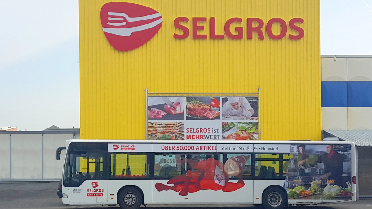 Beispiel für Buswerbung durch Selgros