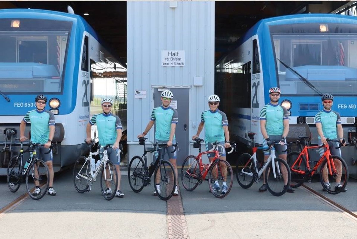 Radfahrer im FEG-Dress