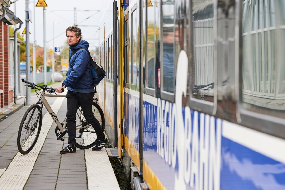 Mit dem Fahrrad und der NordWestBahn unterwegs - so geht Mobilität.