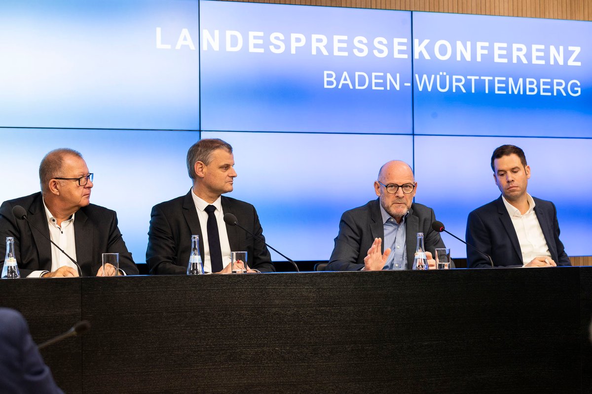 Pressekonferenz im Ministerium für Verkehr Baden-Württemberg