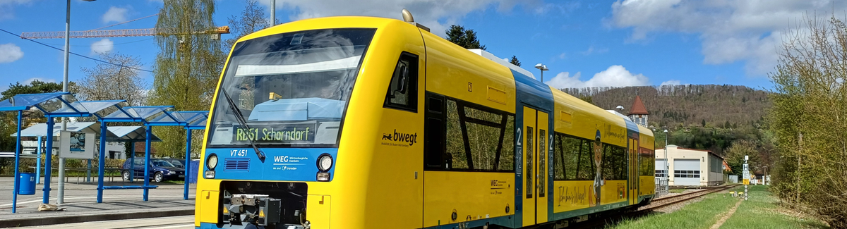 Wieslauftalbahn am Bahnhof