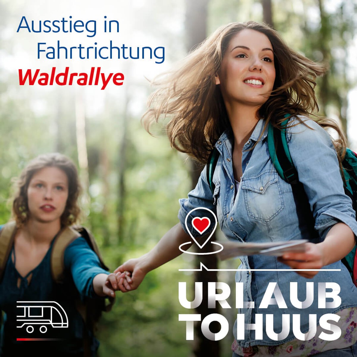 Zwei Personen machen eine Waldrallye